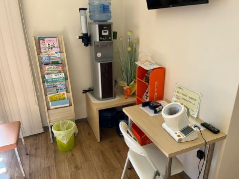 メディカル薬局うぐるす店 薬棚